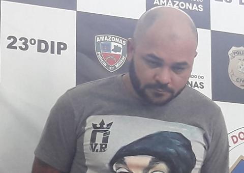Homem é preso após oferecer dinheiro para não ser preso por suspeita de roubo em Manaus 