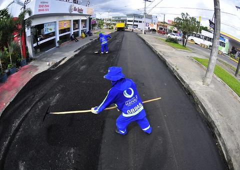 Ações tapa-buraco em Manaus taparam um total de 66km nos 4 primeiros meses do ano 