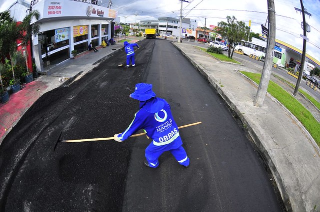 Ações tapa-buraco em Manaus taparam um total de 66km nos 4 primeiros meses do ano 
