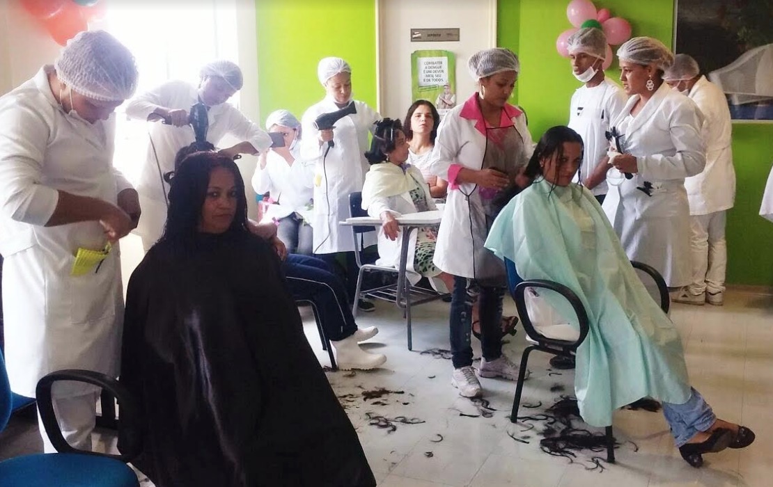 Pacientes da FCecon terão manhã de beleza e bingo na Semana do Dia das Mães