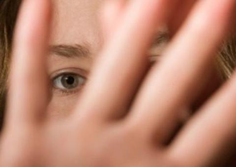 Estudante é sequestrada na frente de casa e diz ter sofrido estupro coletivo dentro de carro