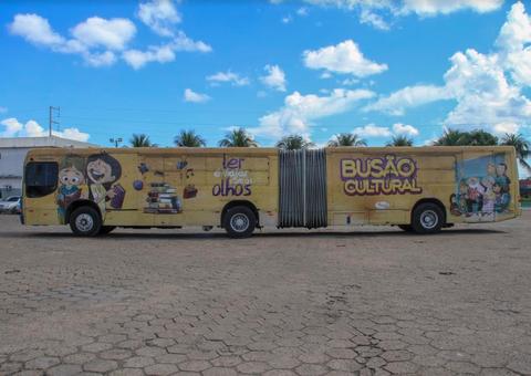 Em Manaus, ‘Busão Cultural’ tem programação especial voltada para o dia das mães