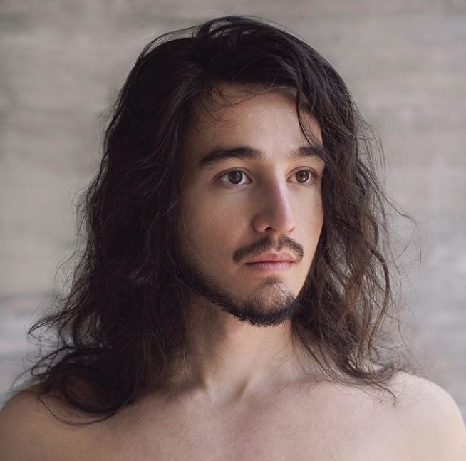 Bruna Marquezine comemora retorno de Tiago Iorc no Instagram