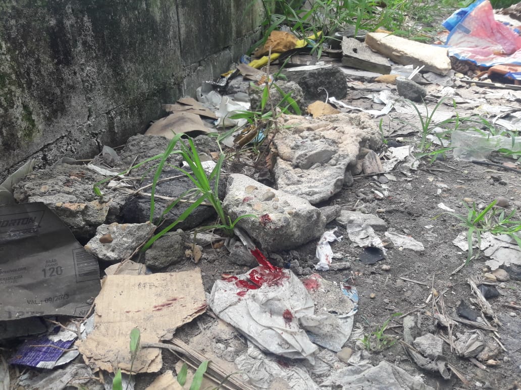 Morador de rua é esfaqueado após discutir com flanelinha em Manaus 