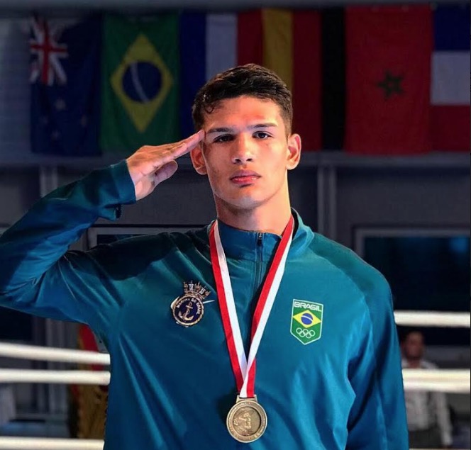 Boxeador amazonense é ouro em torneio na Polônia