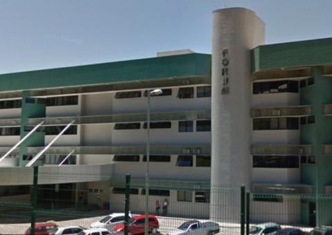 Júri condena a 21 anos de prisão mulher que matou a irmã por ter filho com seu marido