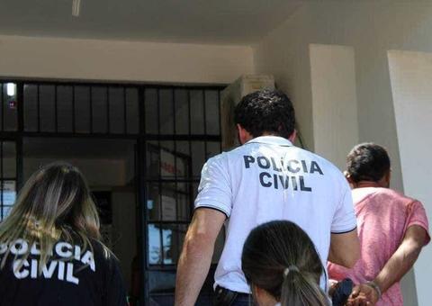 Policiais que trabalhavam em distrito contra corrupção são presos por extorsão 