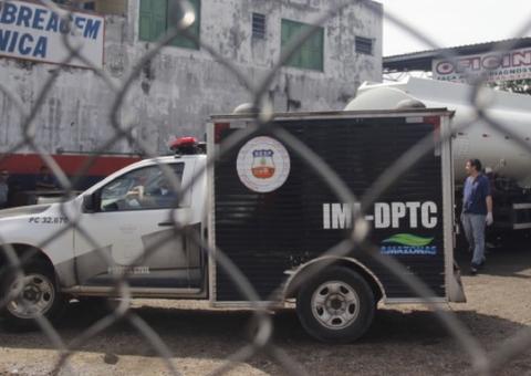 Eletricista morre esmagado por caminhão em oficina de Manaus
