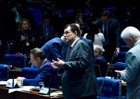 Eduardo Braga contesta corte de recursos da Ufam e do Ifam  