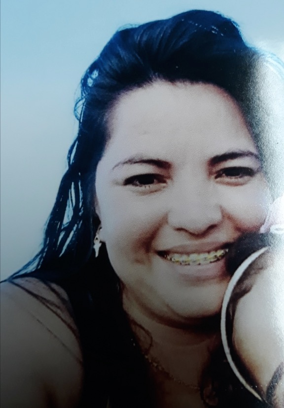 Mulher sai de casa com a filha e desaparece em Manaus