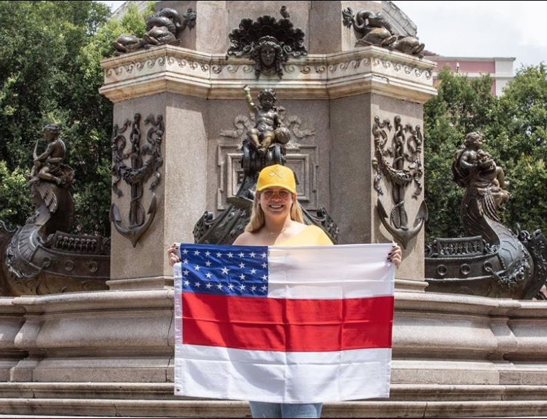 Em Manaus, Marilia Mendonça se declara pela cidade e convida para show gratuito
