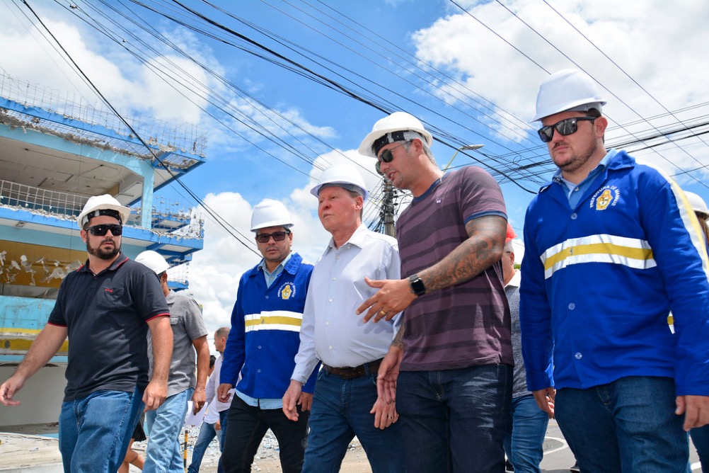 Prefeitura abre processo seletivo com salários de até R$ 8,5 mil em Manaus 