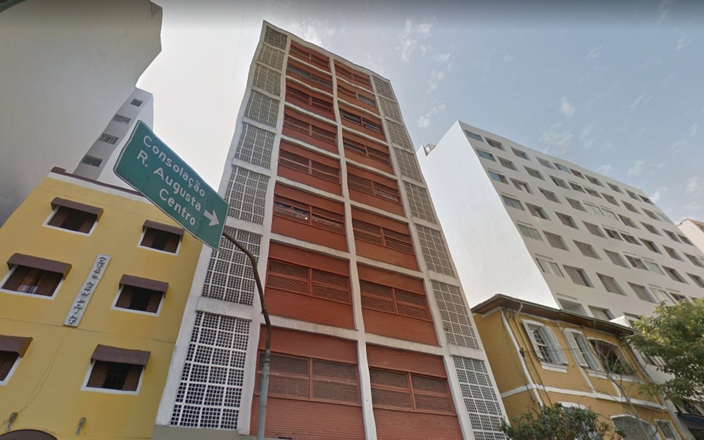 Mulher despenca de prédio durante pichação e vai parar no hospital em estado grave