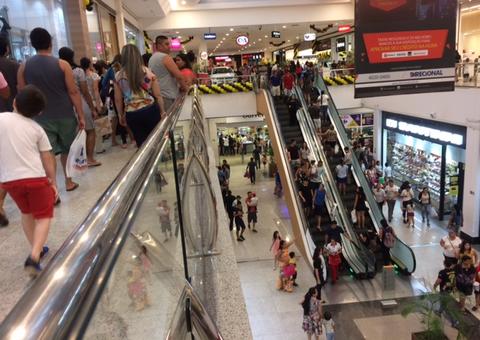 Vendas para homenagear Dia das Mães devem atingir R$ 140 milhões em Manaus