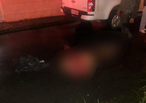 Em Manaus, mulher é encontrada morta minutos após ser vista correndo em rua
