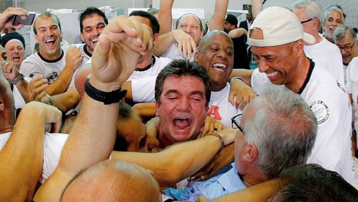 Áudio sugere repasses da Odebrecht a dirigentes do Corinthians