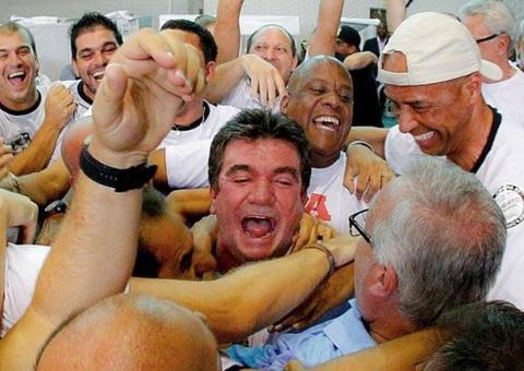 Áudio sugere repasses da Odebrecht a dirigentes do Corinthians