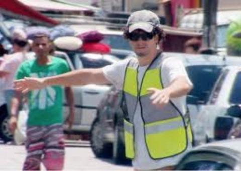 Polícia Militar estabelece regras para guardadores de veículos de PAC do Educandos