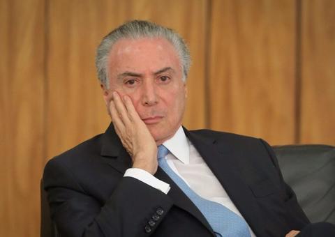 Bancos encontram menos de R$ 15 mil em contas de Temer