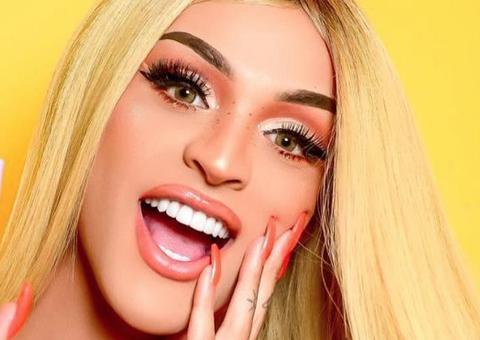 Pabllo Vittar posa ao seu próprio lado como 'boy' e drag queen em capa de revista 