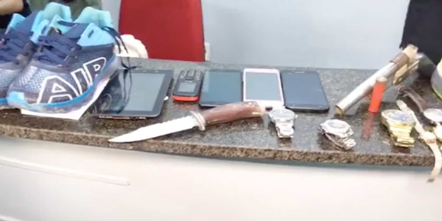 Mulher detida com arma dentro de ônibus é presa novamente em Manaus  