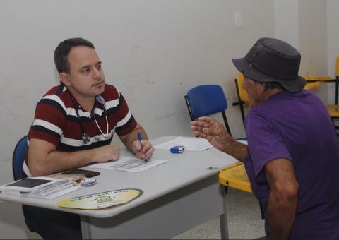 ‘Prefeitura + Presente’ realiza três mil atendimentos em Manaus