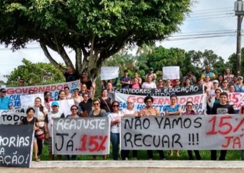 Prestes a completar 1 mês de greve, professores ainda avaliam proposta do Governo