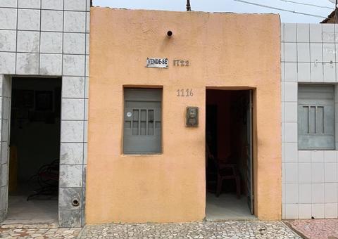 Idosa de 89 anos é agredida pelo filho e vizinhos se revoltam 