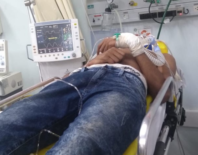 Suspeito de assalto é arrancado de motocicleta e linchado por populares em Manaus