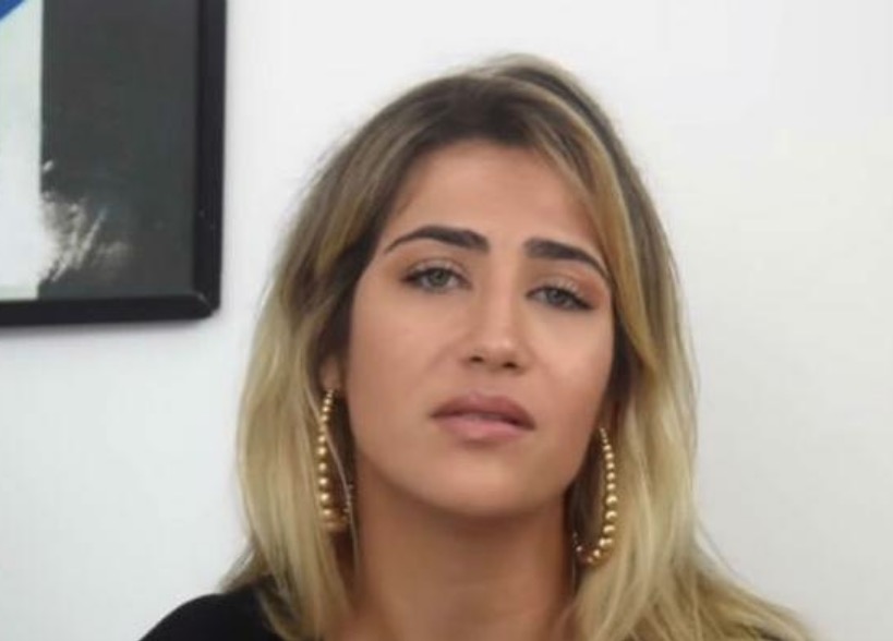 Jéssica Costa desabafa sobre distância do pai Leonardo