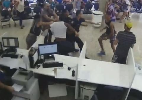  Mulher reconhece suposto estuprador em unidade de saúde e filho toma atitude 