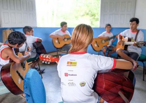 FAS seleciona profissionais para vagas de emprego no Amazonas