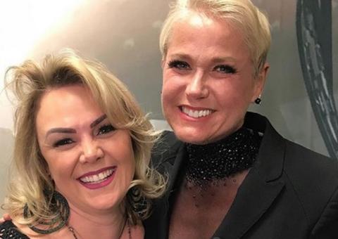Ex-paquita se afasta de Xuxa após polêmica de falsa agressão