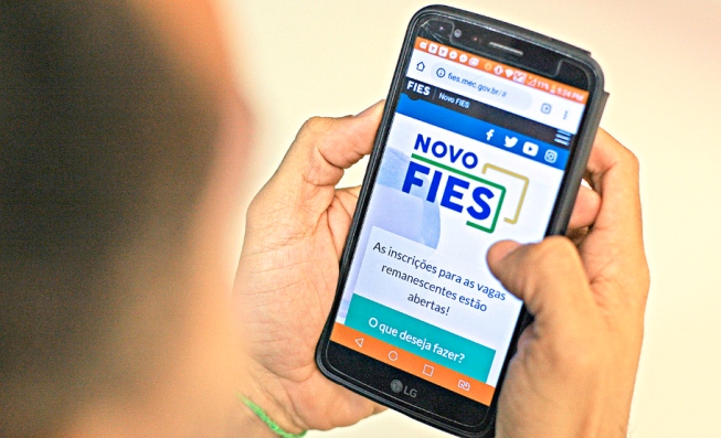 Encerra hoje prazo para renovação de contratos do Fies