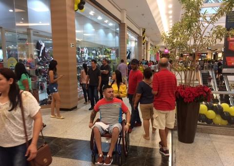 Dia Livre de Impostos tem campanha promovida pela CDL Manaus