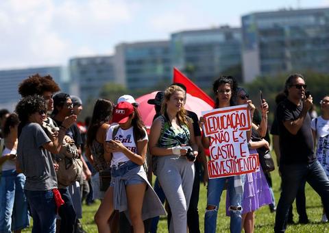 MPF no Amazonas participa de ato em Defesa da Educação e cobra explicações do governo