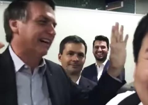Em passagem breve por Manaus, Bolsonaro faz piada com genitália de turista; Saiba mais