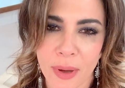 Luciana Gimenez é surpreendida com apagão durante programa ao vivo na RedeTV!