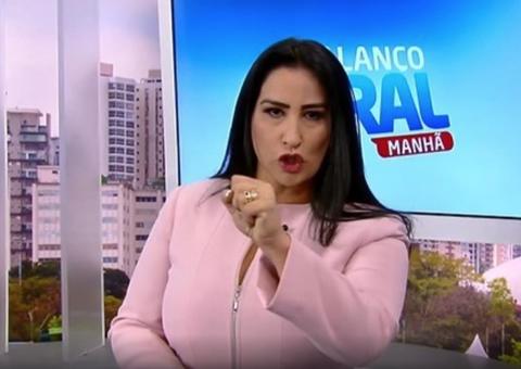 Sem espaço na Record SP, Fabíola Gadelha volta para Manaus 