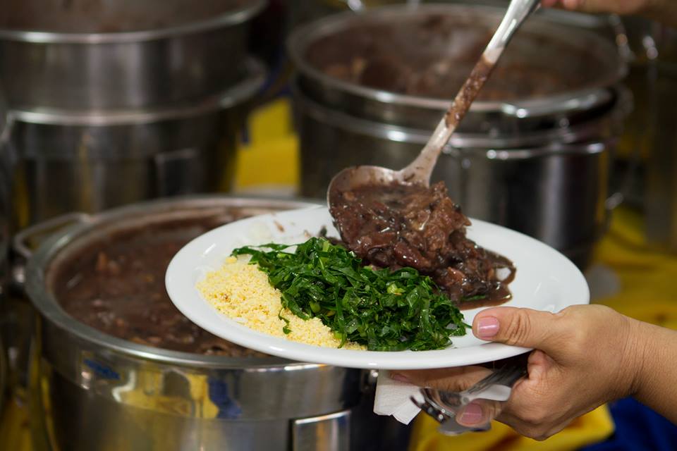 GACC-AM realiza a feijoada beneficente neste sábado