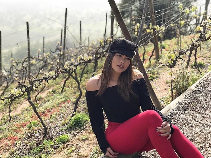 Geisy Arruda se revolta e dá lição após crítica por fotos ousadas: 'vai ter raba sim'