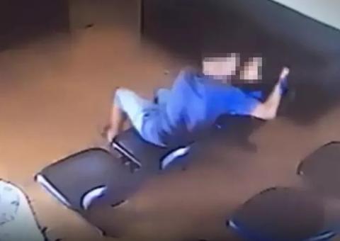 Homem agride e tenta enforcar esposa dentro da Delegacia da Mulher