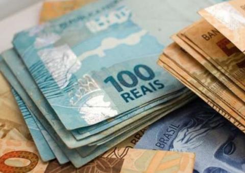 Idosos perdem R$700 ao acreditarem em homem que faria oração para multiplicar dinheiro