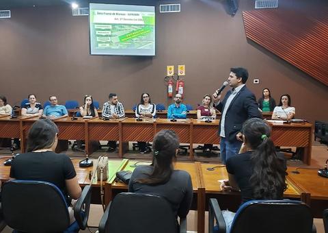 Em Manaus, universitários obtêm conhecimentos sobre Zona Franca