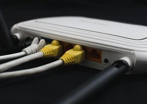 Anatel anuncia medidas para banda larga mais acessível