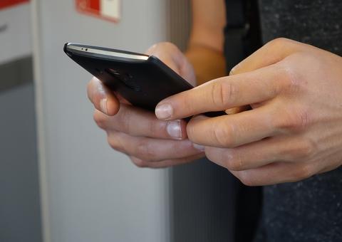 TRT-18 aceita conversa do WhatsApp como prova de indício de assédio sexual