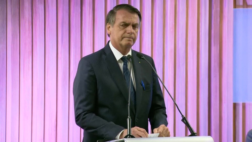 Bolsonaro diz que Brasil é 'maravilhoso' e que problema 'é a classe política'