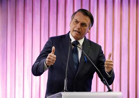 Bolsonaro: Se Câmara e Senado têm projeto melhor, que ponham em votação