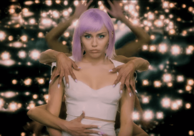 Black Mirror: Netflix divulga trailers e sinopses dos episódios da 5º temporada