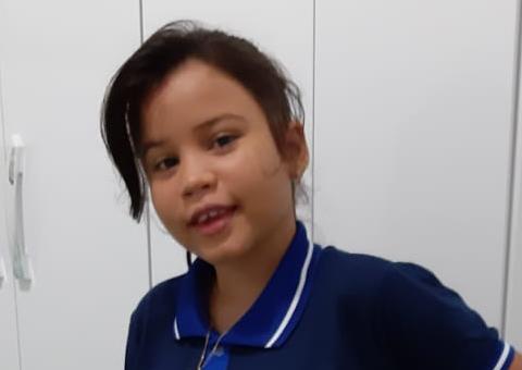 Criança deixa escola a caminho de casa e desaparece em Manaus